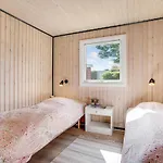 Gorgeous In With Kitchen Casa vacanze Bogense