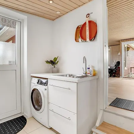 Gorgeous In With Kitchen